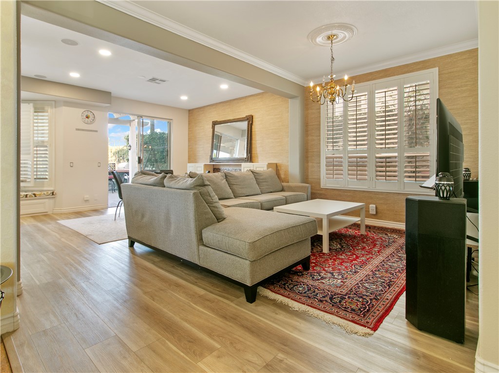 MLS #OC25222473 image #4