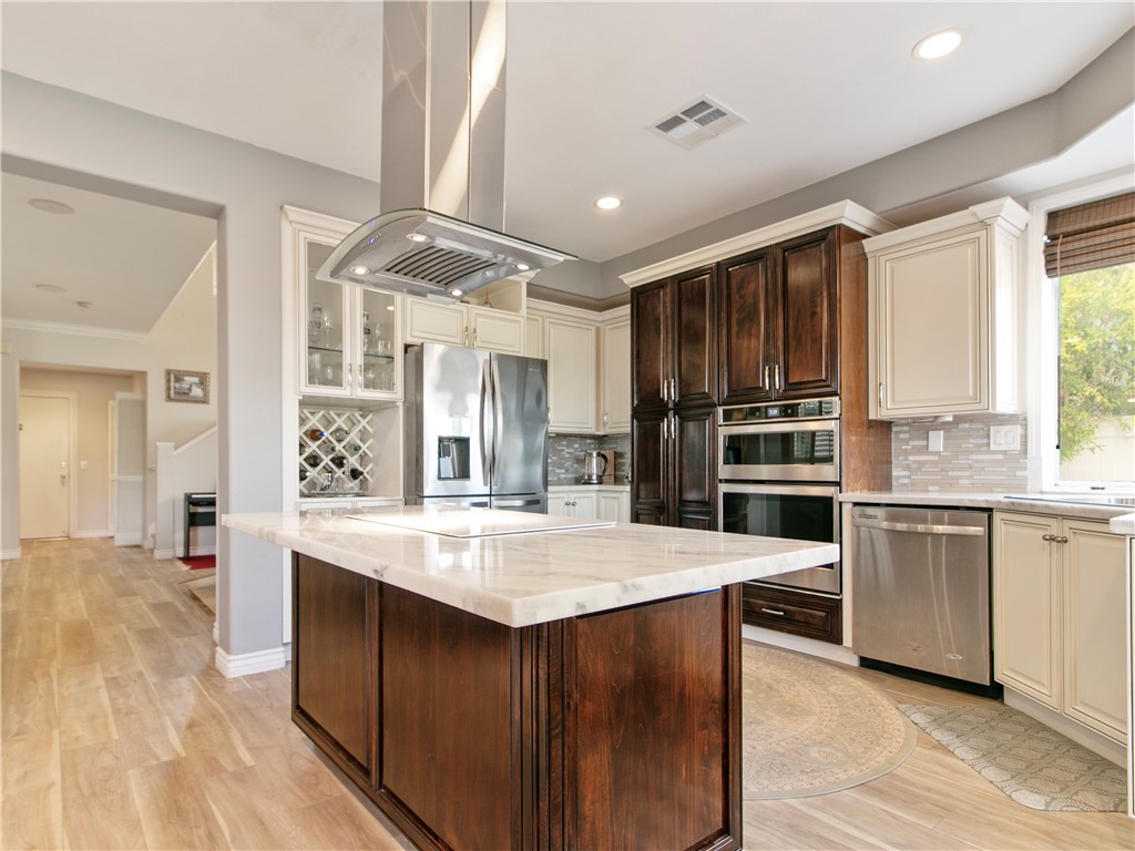 MLS #OC25222473 image #6