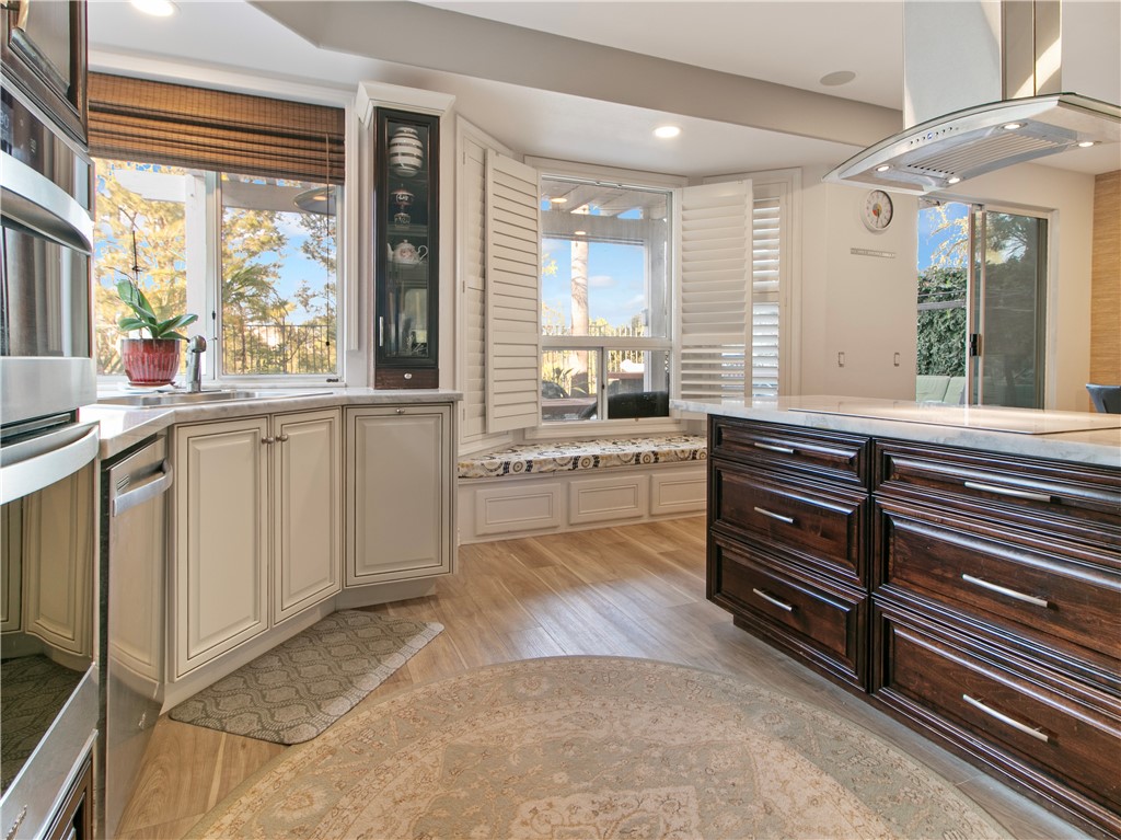 MLS #OC25222473 image #7