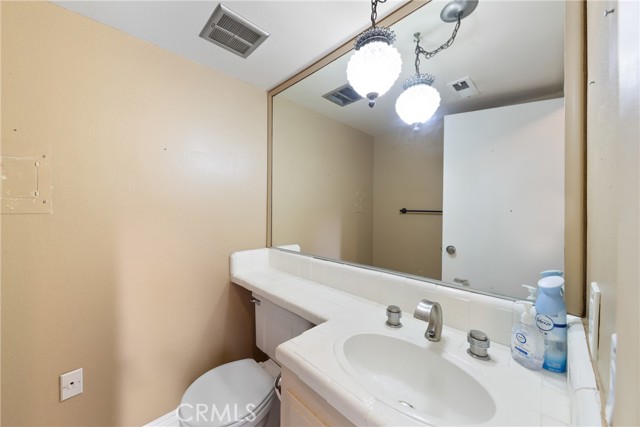 MLS #OC25222475 image #14