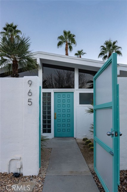 MLS #OC25222492 image #1