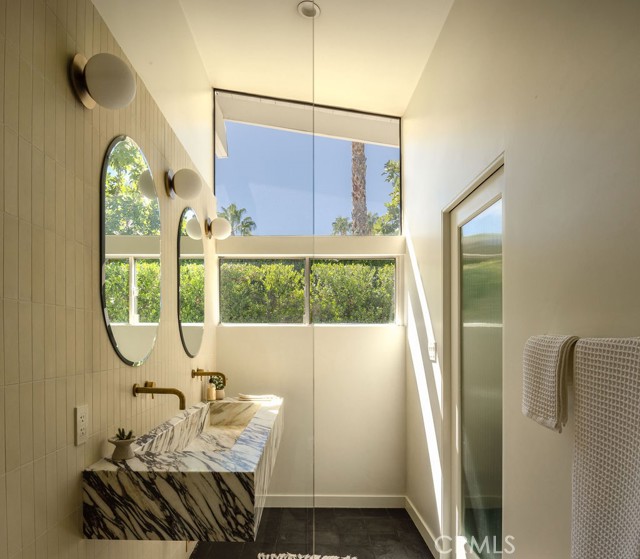 MLS #OC25222492 image #8