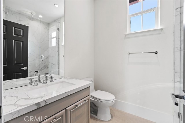 MLS #OC25222504 image #37