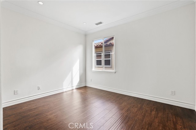 MLS #OC25222504 image #38