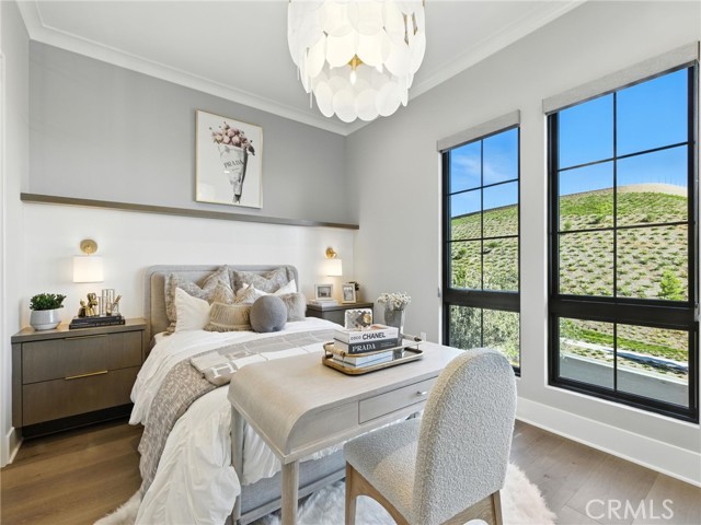 MLS #OC25222555 image #24