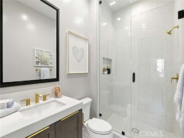 MLS #OC25222555 image #30