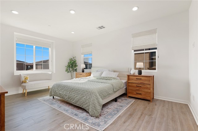 MLS #OC25222588 image #20