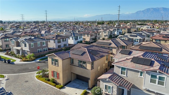 MLS #OC25222588 image #31