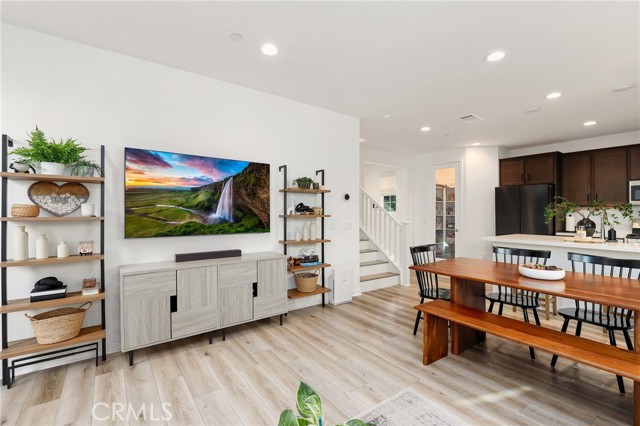 MLS #OC25222588 image #4