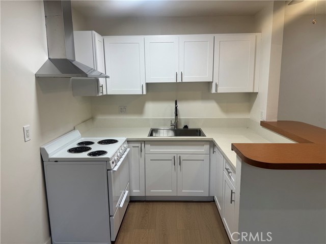 MLS #OC25222651 image #1