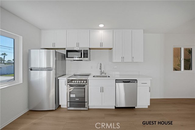 MLS #OC25222659 image #39