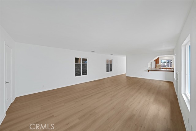 MLS #OC25222659 image #8