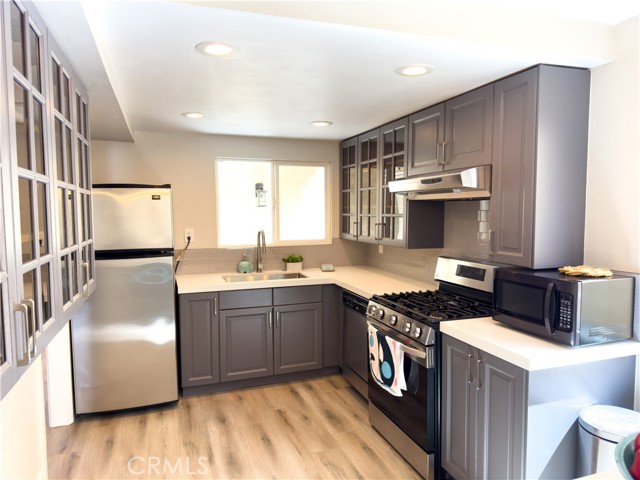 MLS #OC25222713 image #8