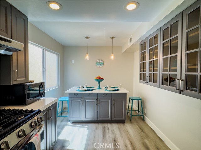 MLS #OC25222713 image #9