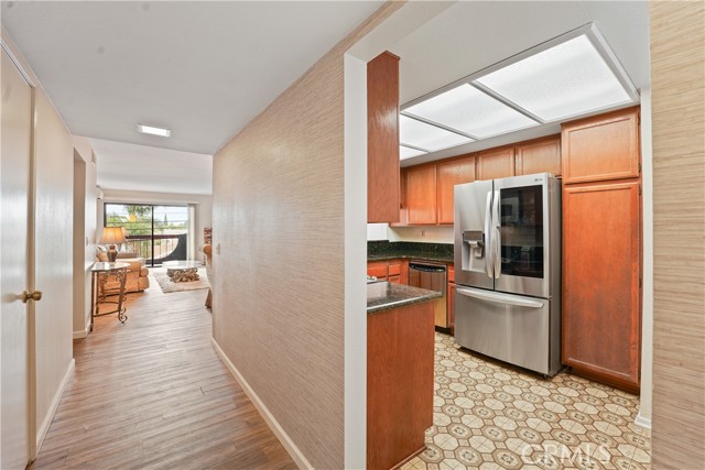 MLS #OC25222730 image #3