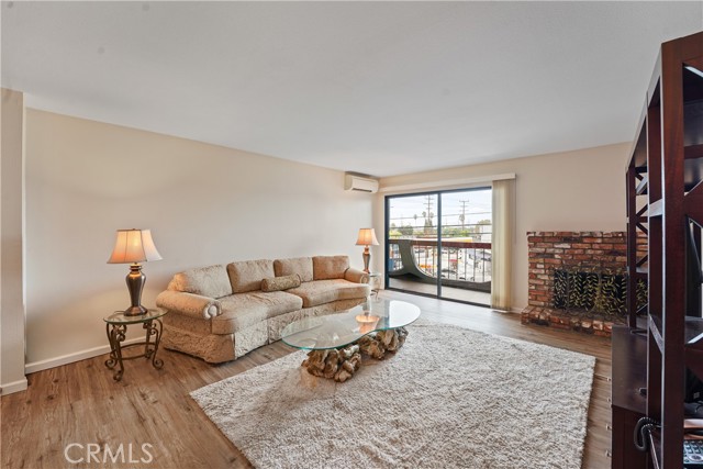 MLS #OC25222730 image #7