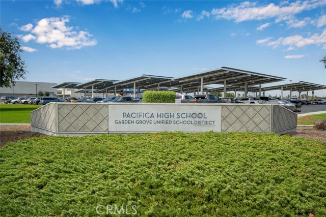 MLS #OC25222740 image #49