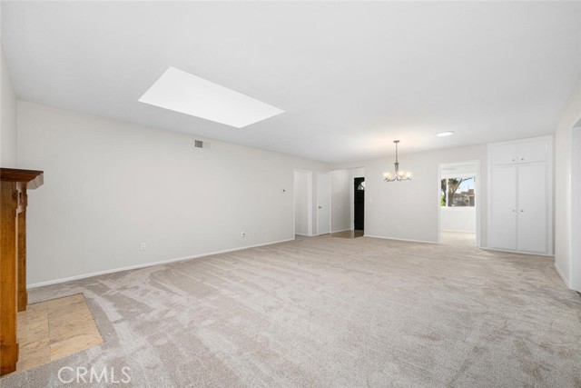 MLS #OC25222740 image #6