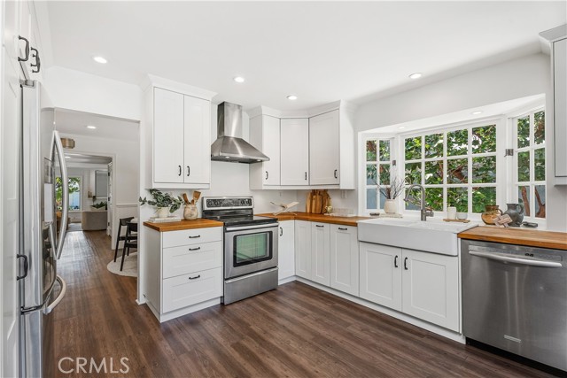 MLS #OC25222756 image #14