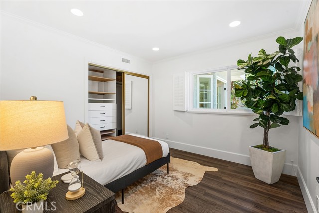 MLS #OC25222756 image #22