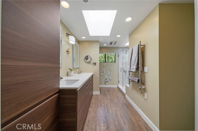 MLS #OC25222801 img 20