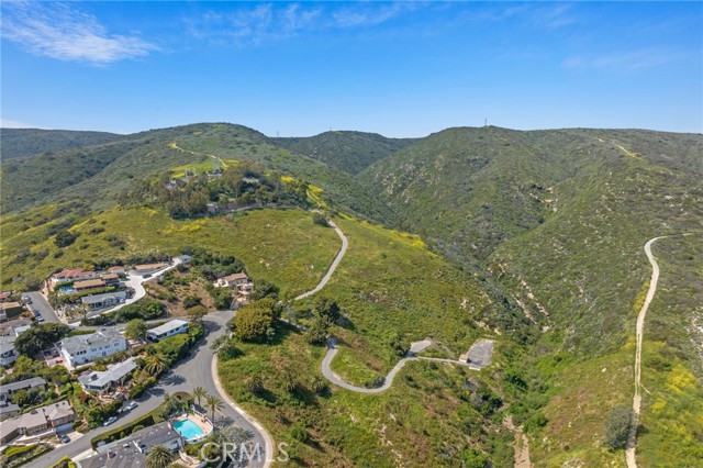 MLS #OC25222801 img 30