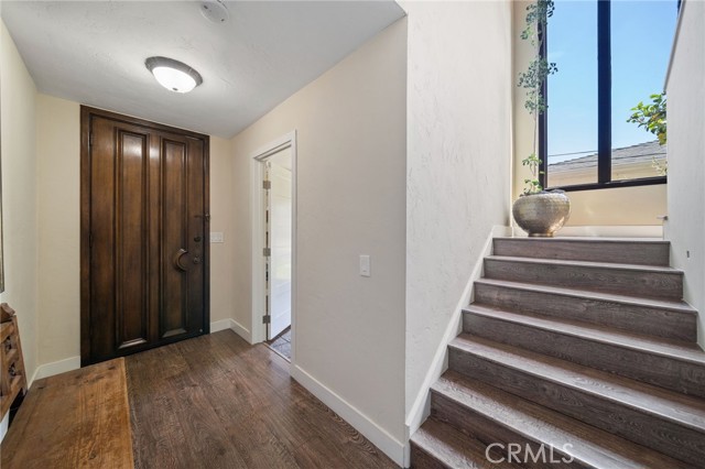 MLS #OC25222801 img 5