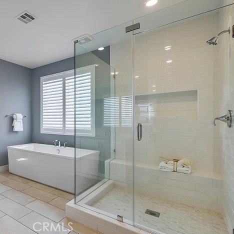 MLS #OC25222995 image #10