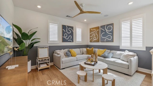 MLS #OC25222995 image #20