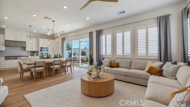 MLS #OC25222995 image #6