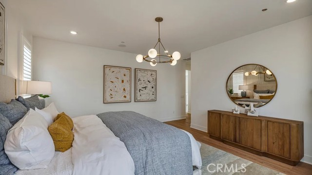 MLS #OC25222995 image #8