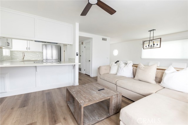 MLS #OC25223019 image #12