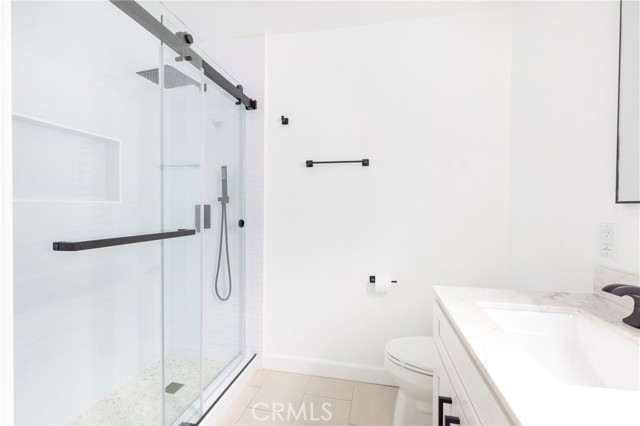 MLS #OC25223019 image #7