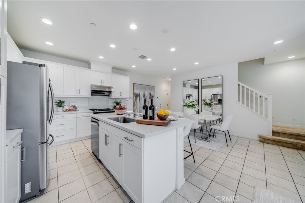 MLS #OC25223142 image #13