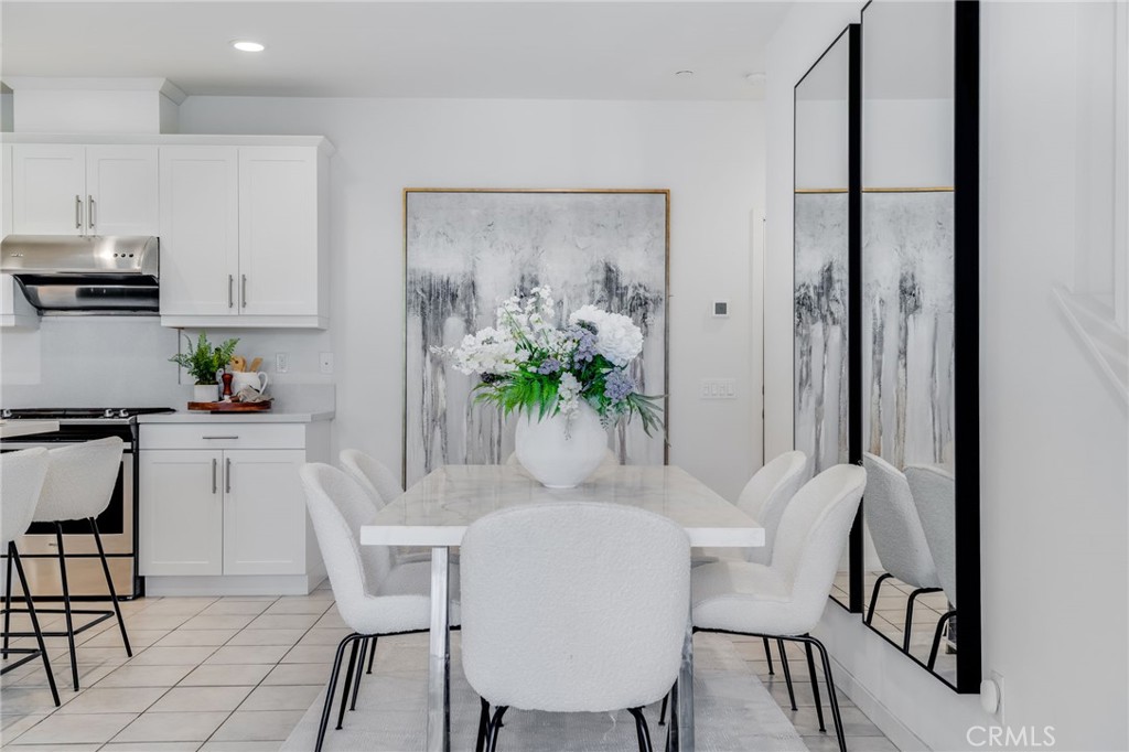 MLS #OC25223142 image #16