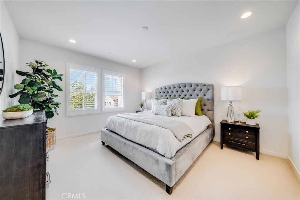 MLS #OC25223142 image #20