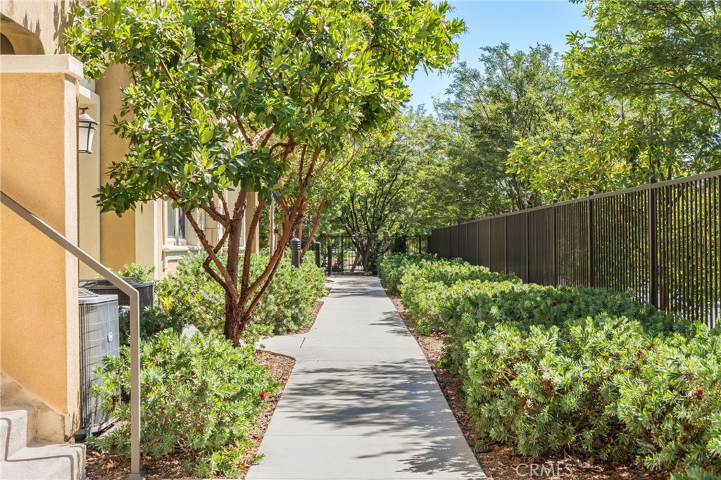 MLS #OC25223142 image #41