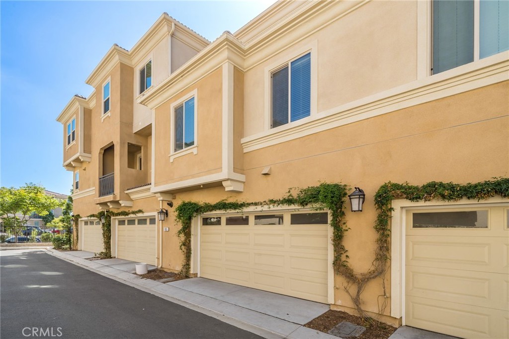 MLS #OC25223142 image #43