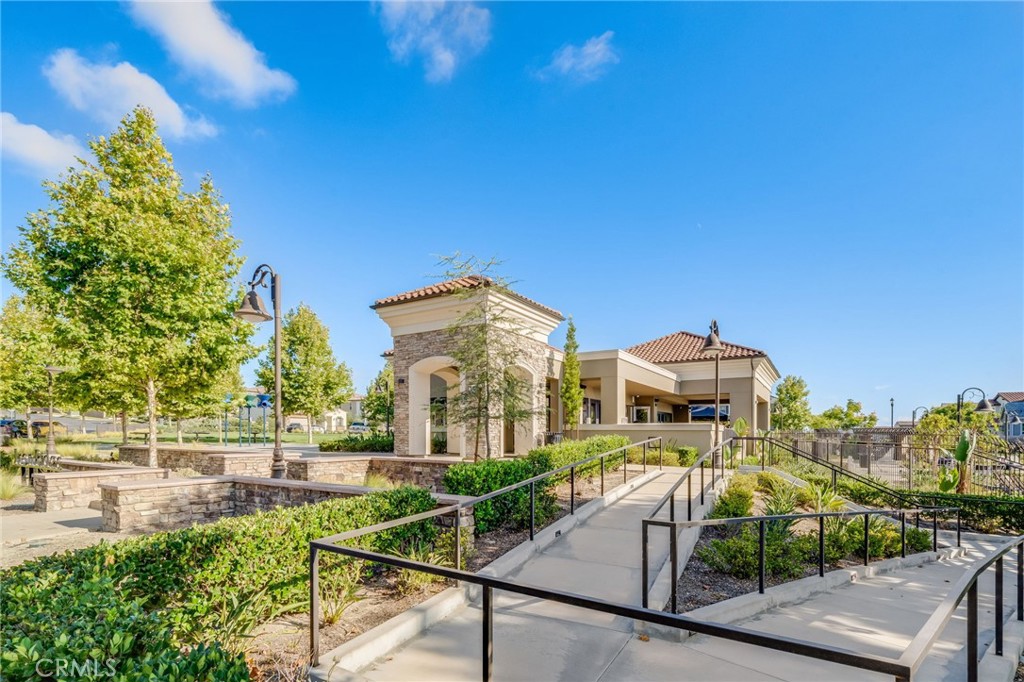 MLS #OC25223142 image #47