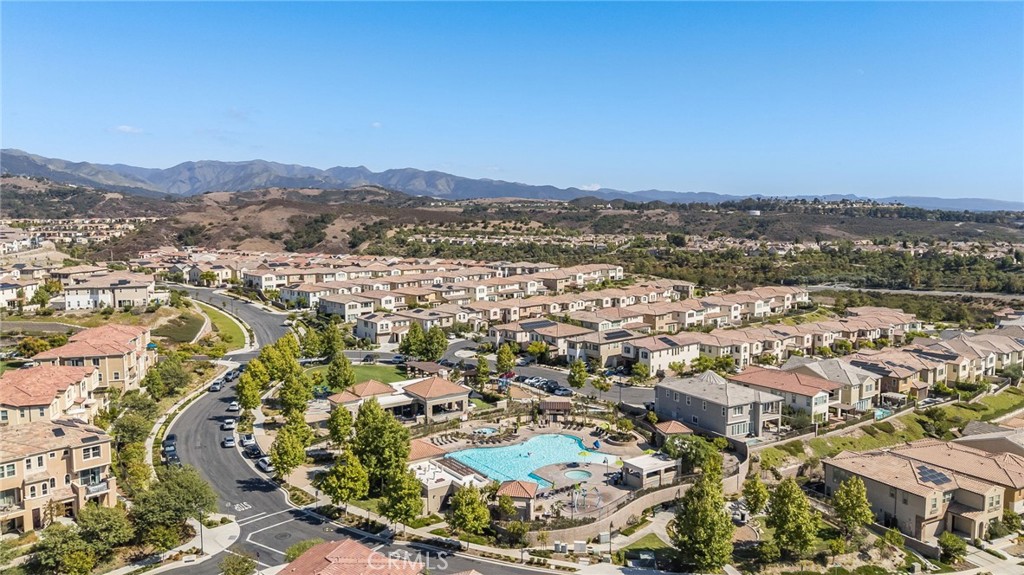 MLS #OC25223142 image #49