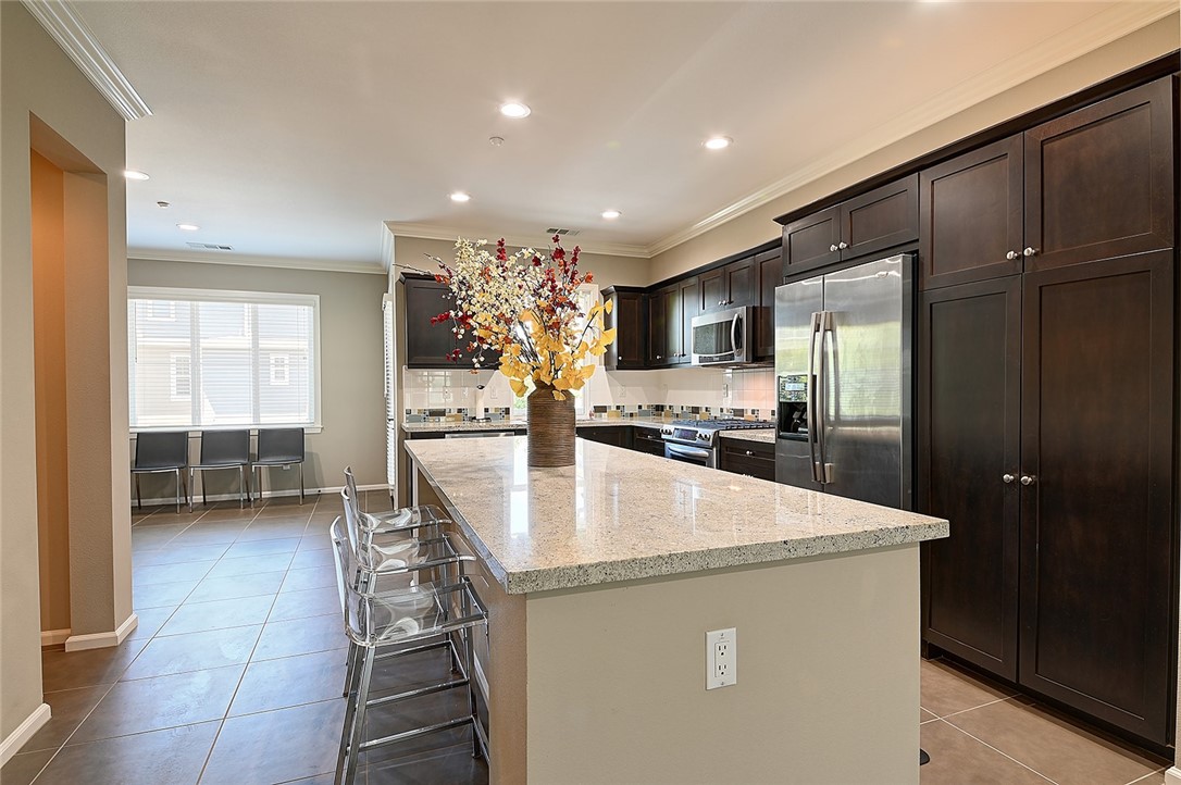 MLS #OC25223299 image #12