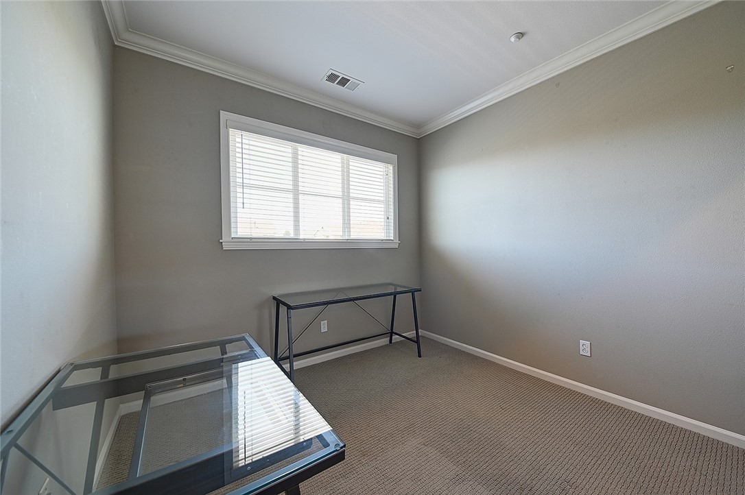 MLS #OC25223299 image #19