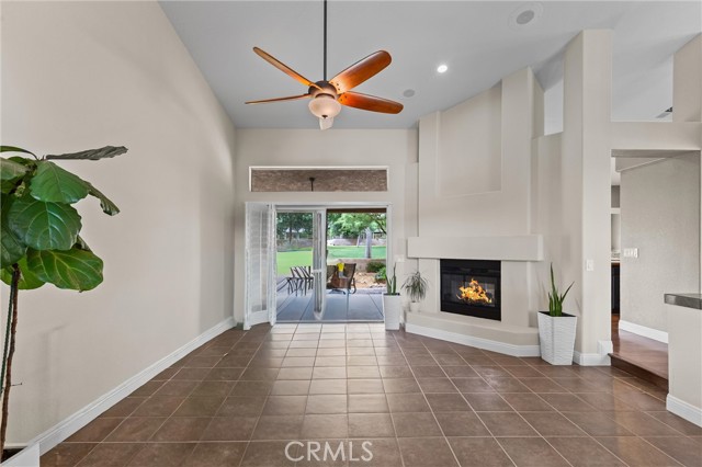 MLS #OC25223334 image #10