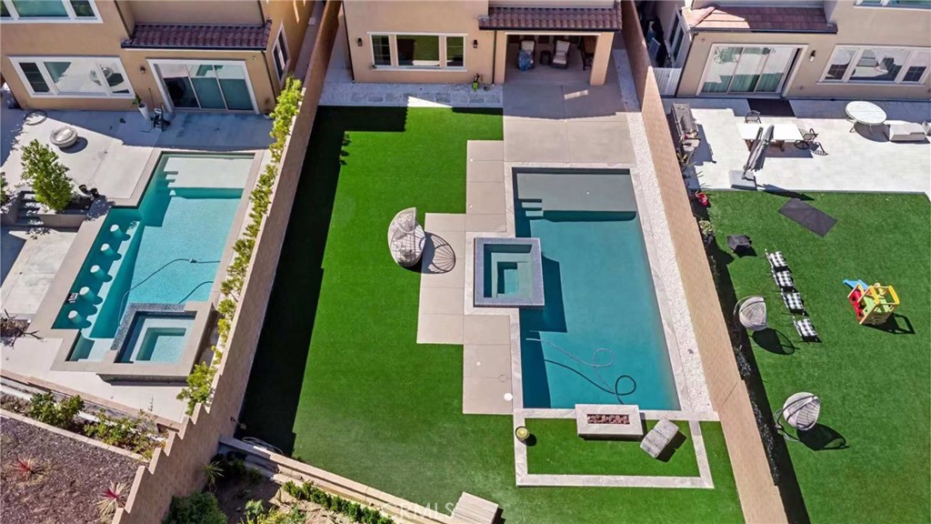 MLS #OC25223381 image #2