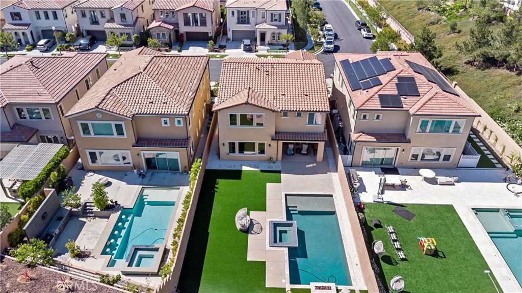 MLS #OC25223381 image #4