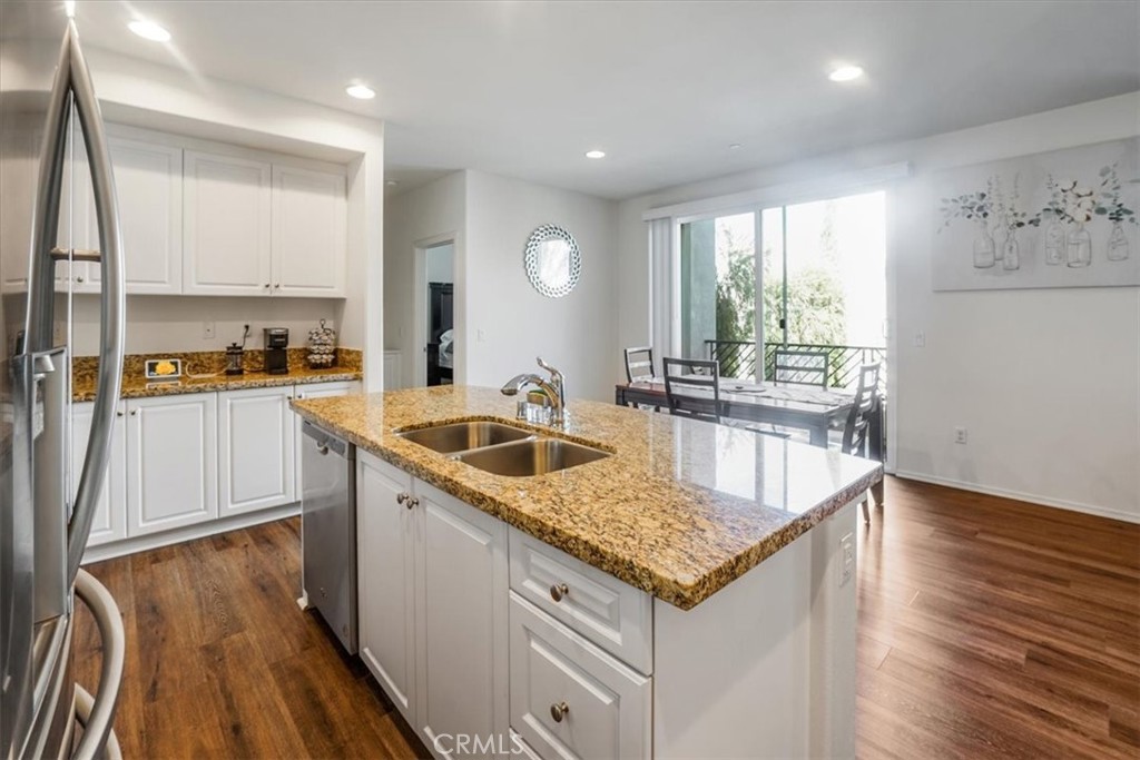 MLS #OC25223431 image #13