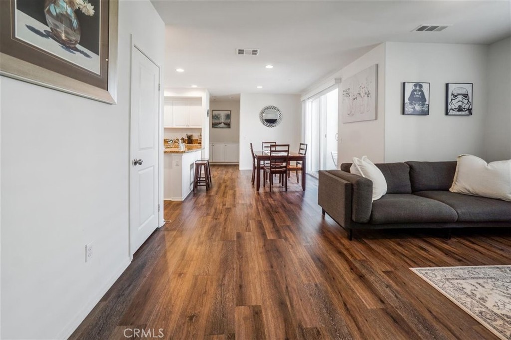 MLS #OC25223431 image #20