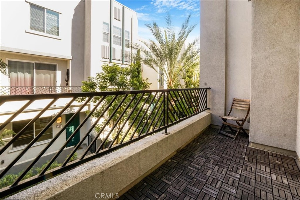 MLS #OC25223431 image #21