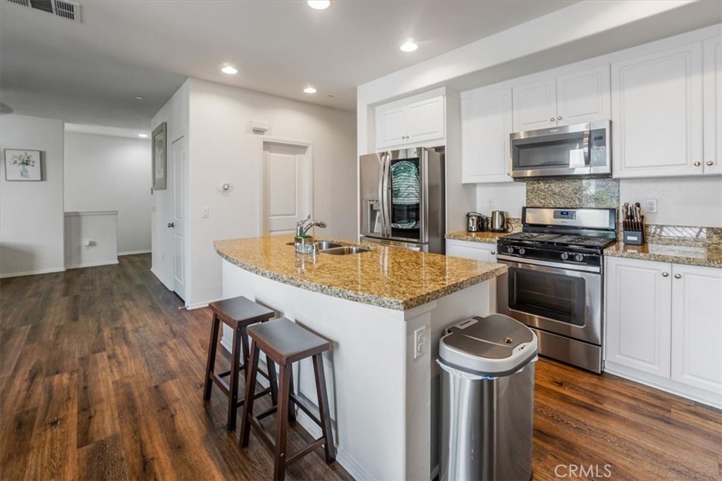 MLS #OC25223431 image #3