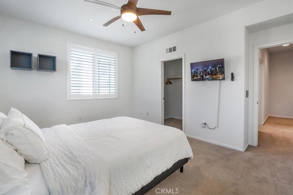 MLS #OC25223431 image #30